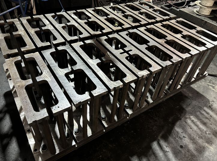 Hollow Block Moulder factory